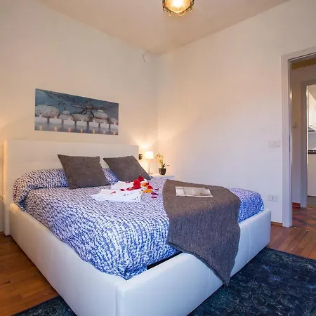 Διαμέρισμα Sleeps 8 Air Con Tremezzo